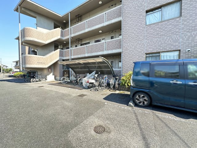エスペランサ Ⅱの駐車場
