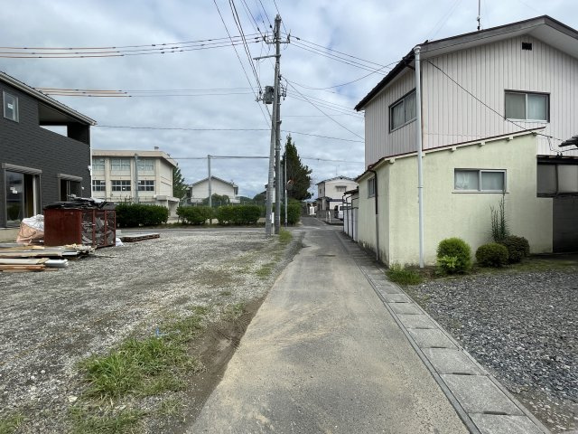 新築戸建・新築建売　郡山市横塚第11　芳賀小・第四中の前面道路含む現地写真|前面道路　南側幅員4.2ｍ