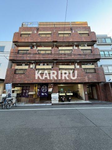 リリアン都島のエントランス