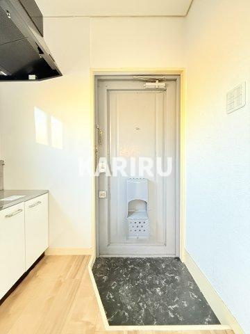 リリアン都島の玄関
