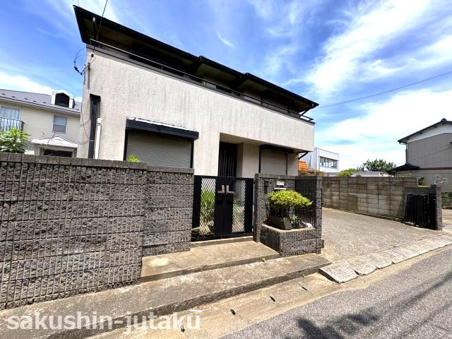 大和田　中古戸建の外観|大和田　中古戸建　京成大和田駅徒歩６分の立地　土地は余裕の47坪・建物ゆったり44坪　南道路面　５LDK　平成５年建築　近隣商業地域