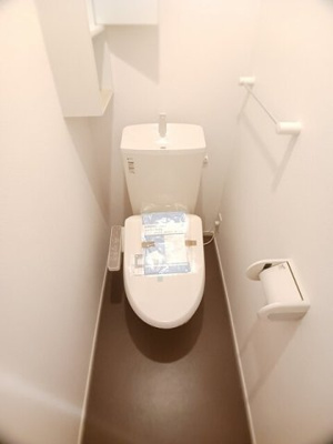 【トイレ】 | フリーデ千代川 | コンパクトで使いやすいトイレです