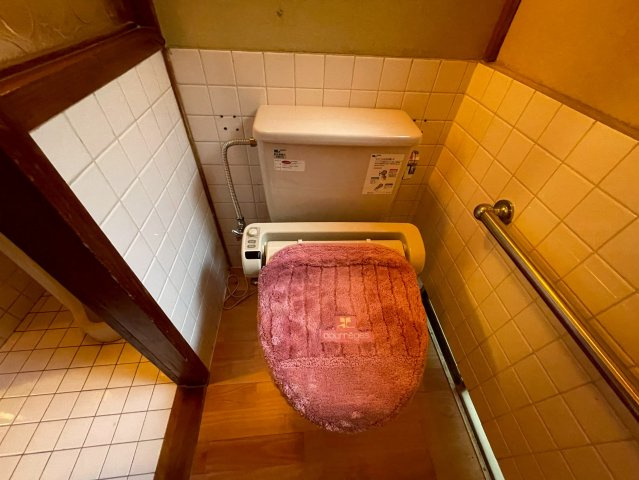 黒木綾戸貸家のトイレ