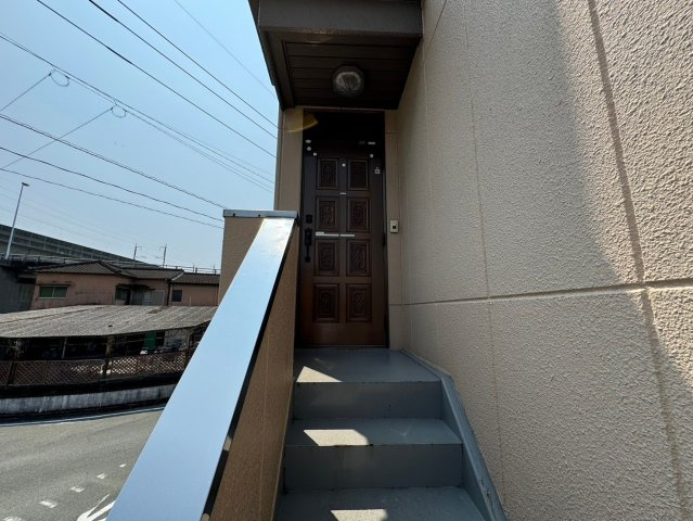 和泉戸建てのその他|玄関が二階にあるため浸水リスクを軽減できます