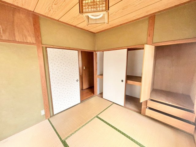 鶴田綾戸貸家の和室