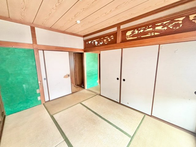 鶴田綾戸貸家の和室