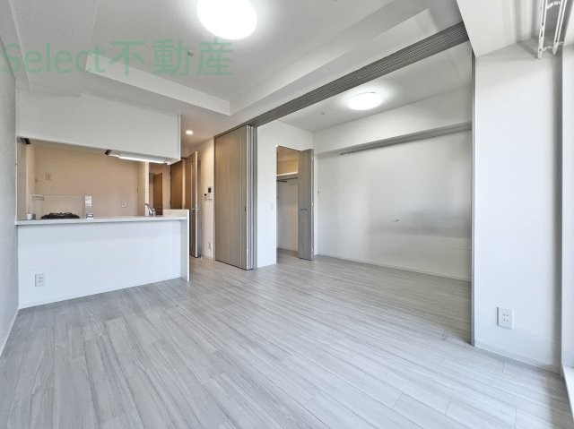 メイクス矢場町Ⅱの居間・リビング