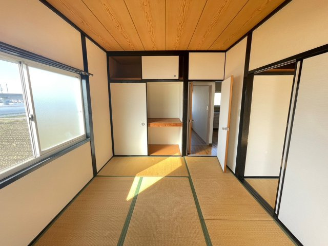 新星アパート坂田の和室|収納◎