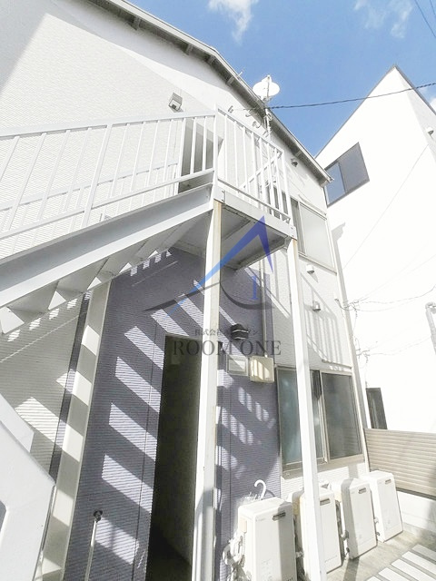 リプロンビギン三軒茶屋Ⅱのエントランス|エントランスです。