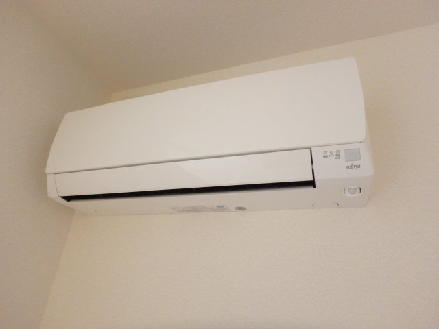 【設備】 | ダンデライオン門戸Ⅱ | エアコン完備