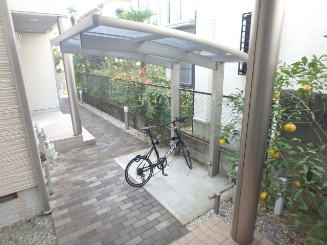 【その他共用部分】 | ダンデライオン門戸Ⅱ | 自転車置場