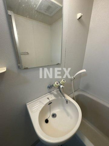 横浜市旭区鶴ケ峰２丁目の賃貸マンションの洗面所