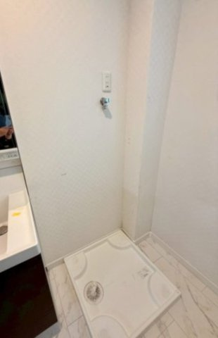 城東区東中浜２丁目中古戸建・4LDKのランドリースペース
