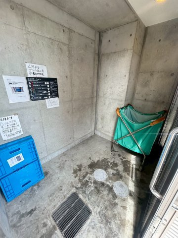 ワコーレ甲子園口フィールズの駐車場