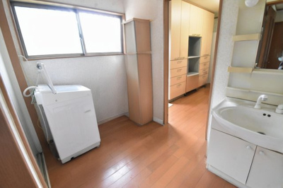 【洗面所】 | 曽於郡大崎町菱田　中古戸建 | 一部、AI家具を使用しています。