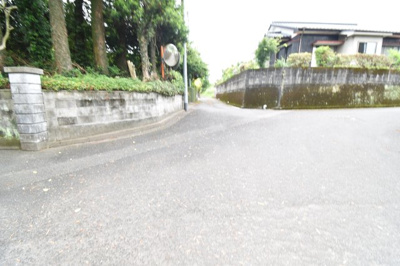 【前面道路含む現地写真】 | 曽於郡大崎町菱田　中古戸建