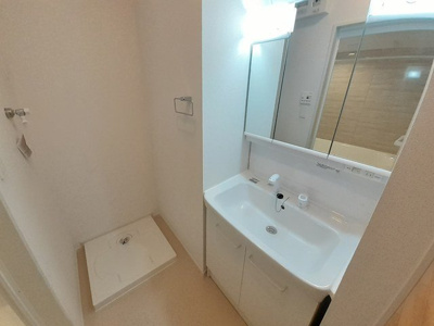【洗面所】 | Ｍコンフォルト | 忙しい朝には欠かせない洗面所です