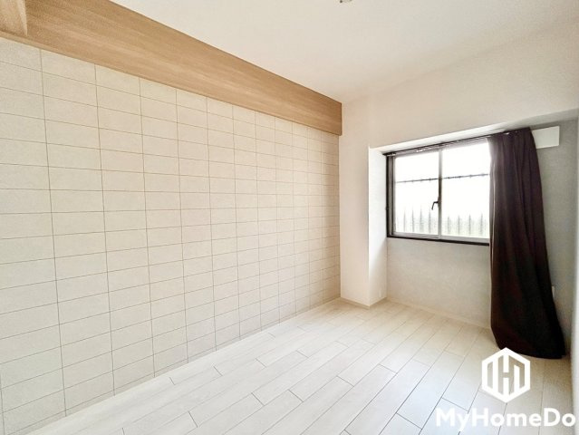 コープ野村織部の子供部屋