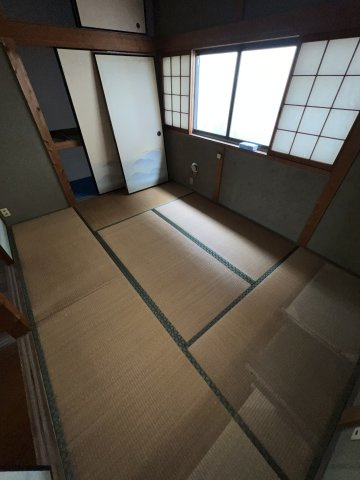 大峰南町貸家の和室