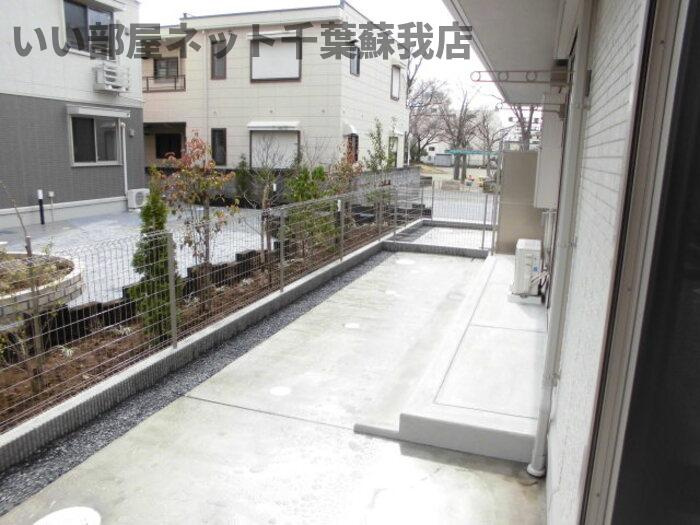 ルシェリア一番館・二番館のバルコニー|専用庭のあるお部屋♪
