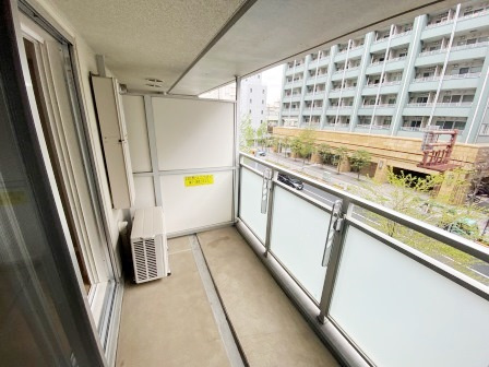 コンフォリア東池袋WESTのバルコニー|※別部屋写真