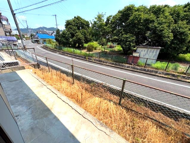 シティーハウス栄　B棟の庭