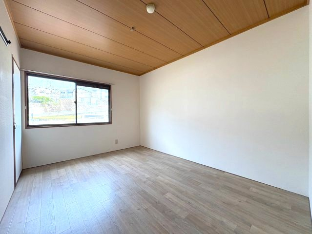 シティーハウス栄　B棟の子供部屋
