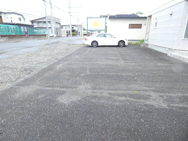 ヴィーナスフォートの駐車場