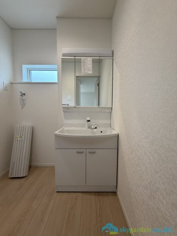 小田原市小船第14　新築戸建　全2棟1号棟の独立洗面台