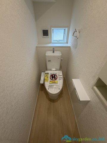 小田原市小船第14　新築戸建　全2棟1号棟のトイレ