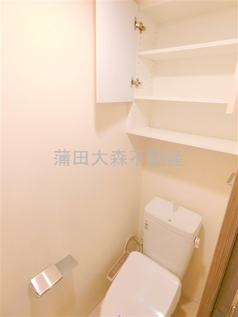 ARKMARK森西のトイレ|棚収納+温水洗浄便座付きトイレ　