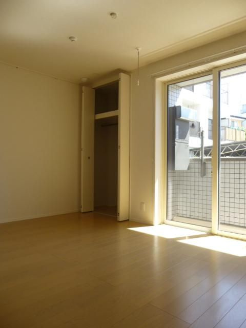 ヘリテージ椎名町　Ａ棟