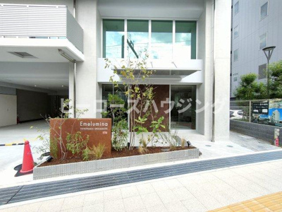 【エントランス】 | エメルミナ豊中岡町