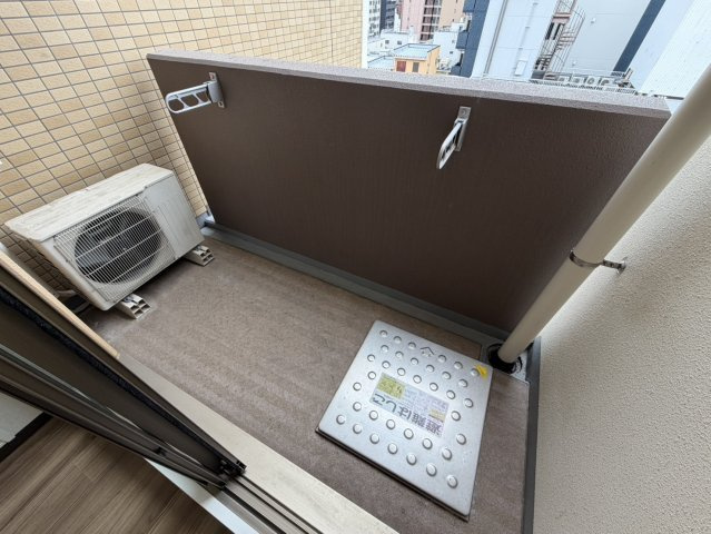 トモ南堀江のバルコニー