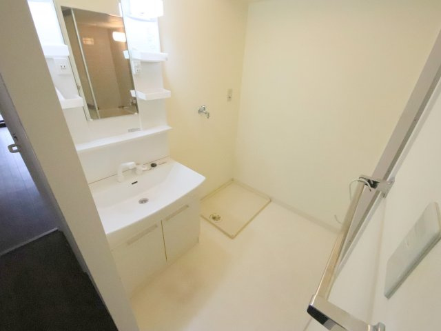 ライフコート萩の台の洗面所