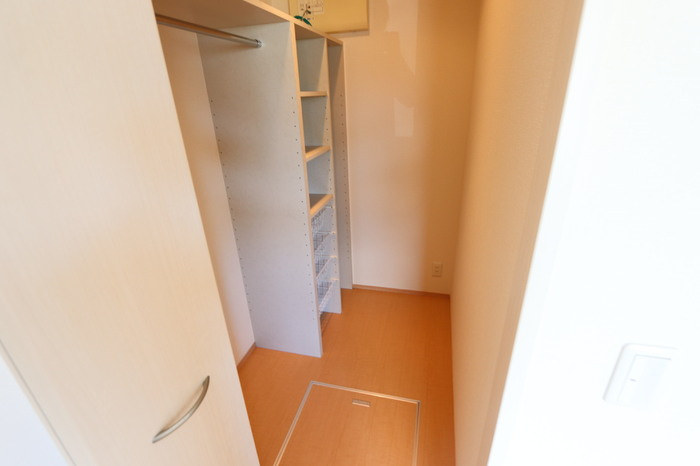 メゾンソレイユ　B棟の収納