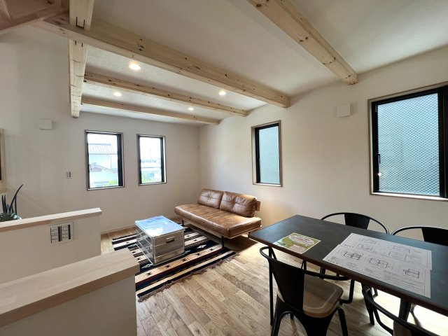 秘密基地のようなお部屋とアウトドアストッカーのあるお家◎ステップフロアで魅せるログハウスのような温かみのある新築戸建できました☆な【相模原市中央区上溝】のその他