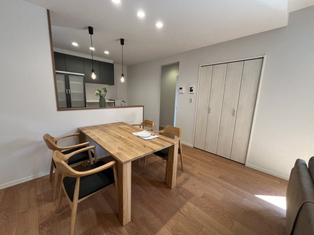松崎町戸建のダイニング