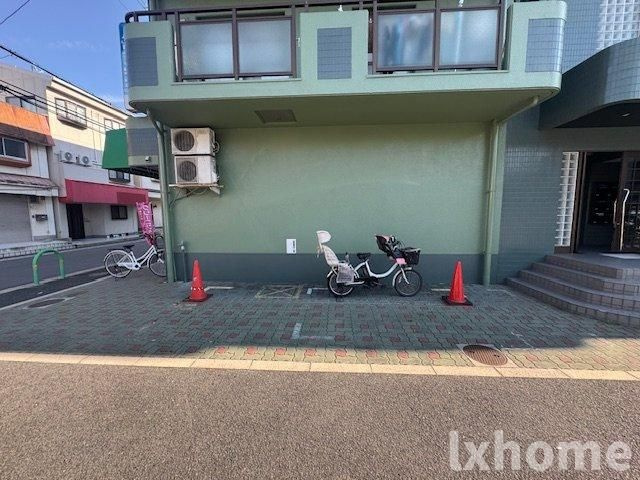 グリーン平尾の駐車場|駐車場に車を止められます
