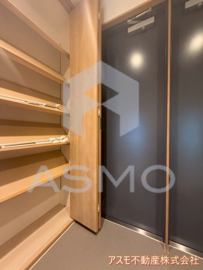 【玄関】 | トラストマン堀江 | 同マンション別部屋参考写真