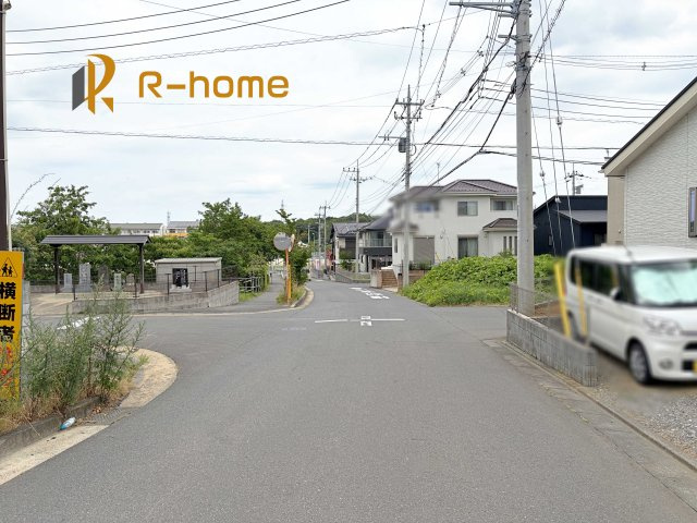 第1取手市ゆめみ野　新築戸建て　1号棟の前面道路含む現地写真|堂々！建物完成♪実際のお部屋をご見学可能です♪
ご見学が一番の資料！お気軽にお問い合わせ下さい♪
