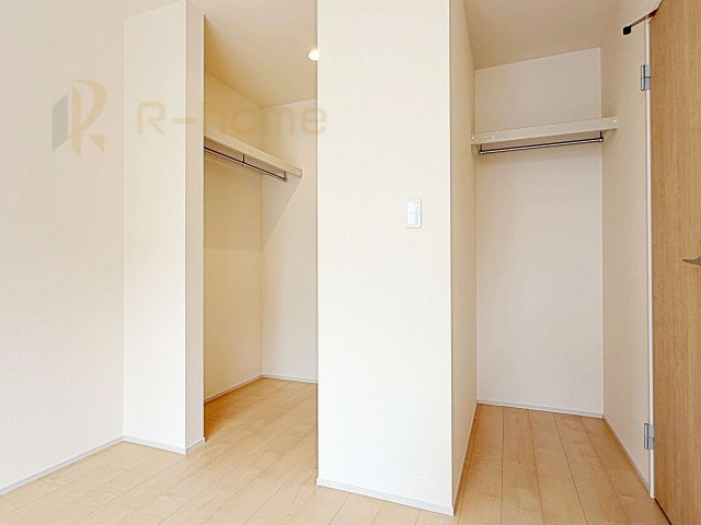 第1取手市ゆめみ野　新築戸建て　1号棟の収納|人気のウォークインクローゼット！アウター類はもちろん、季節ものや寝具も収納できます！