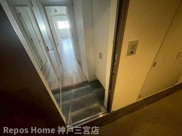 レオンコンフォート神戸駅前の玄関