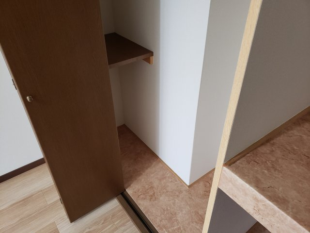 YKビル関口の収納