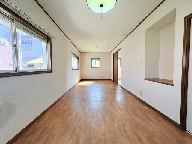 神戸市北区京地2丁目戸建の洋室