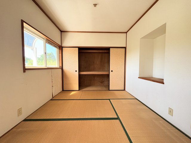 神戸市北区京地2丁目戸建の和室
