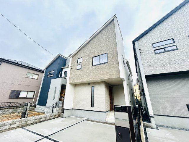 千葉市緑区平山町１期の外観
