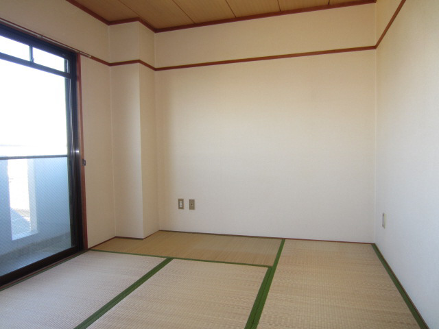 【寝室】