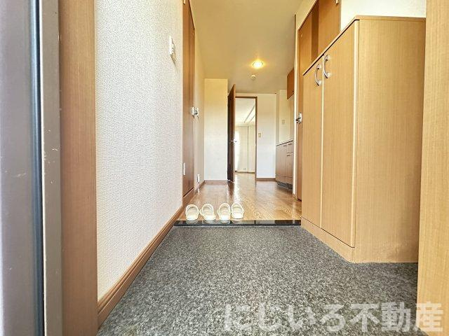 カームヒルの玄関