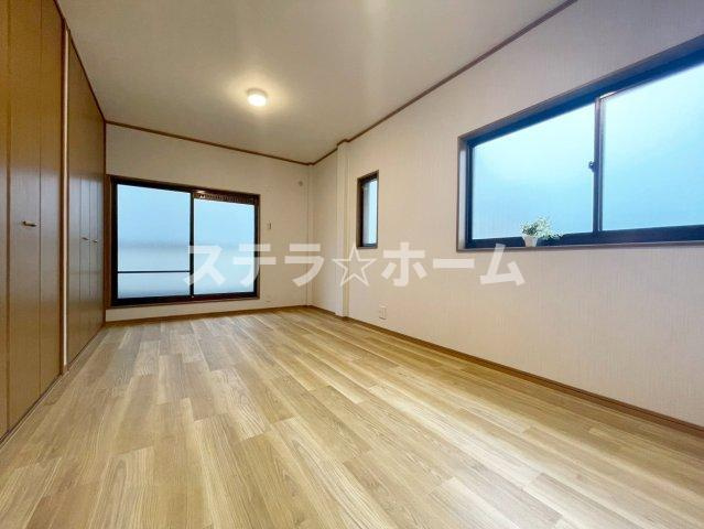 菅原3 中古戸建の洋室|ゆったりした洋室です